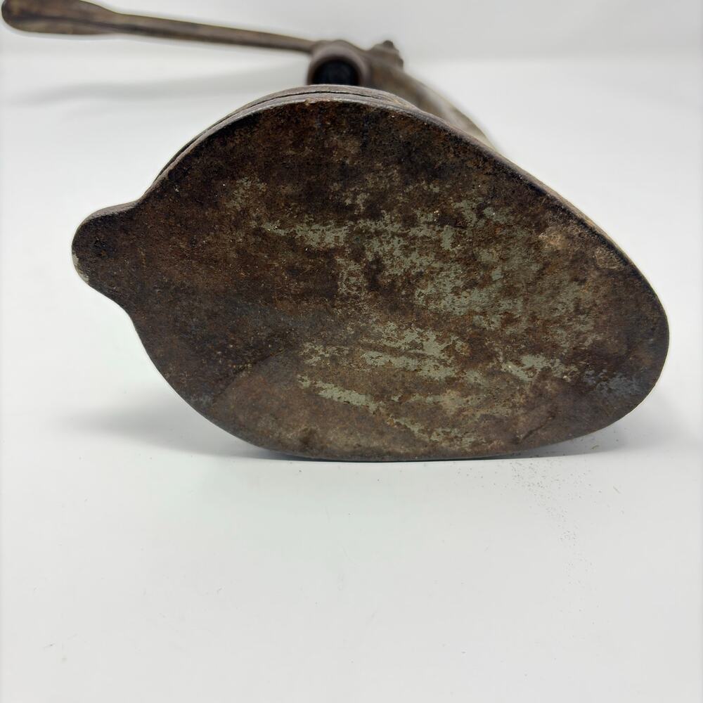 Vintage Cast Iron Crown Machine Co. Caperite Bottle Capper 1920s Homebrew Decor - Picture 11 of 12